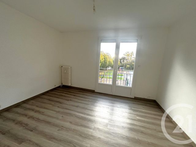 Appartement F3 à vendre - 3 pièces - 66.08 m2 - ST LO - 50 - BASSE-NORMANDIE - Century 21 Delucimmo