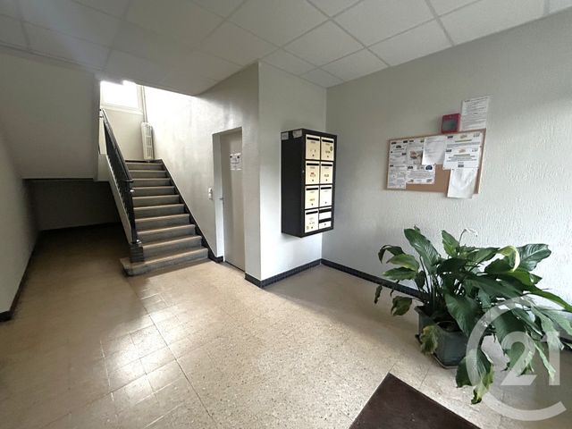 Appartement F3 à vendre - 3 pièces - 66.08 m2 - ST LO - 50 - BASSE-NORMANDIE - Century 21 Delucimmo