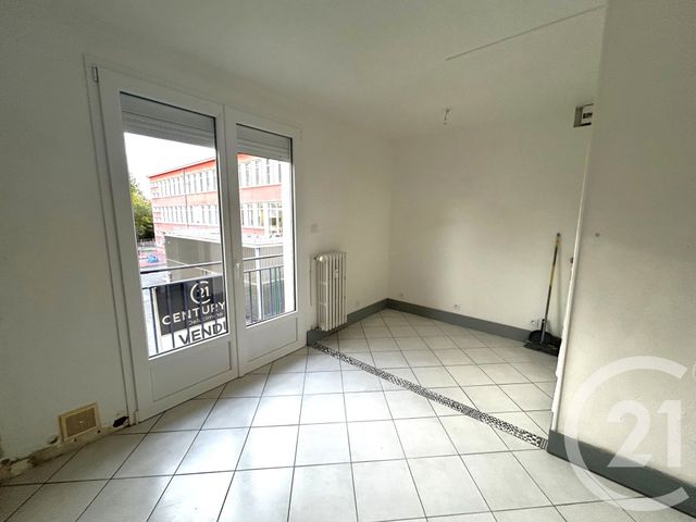 Appartement F3 à vendre - 3 pièces - 66.08 m2 - ST LO - 50 - BASSE-NORMANDIE - Century 21 Delucimmo