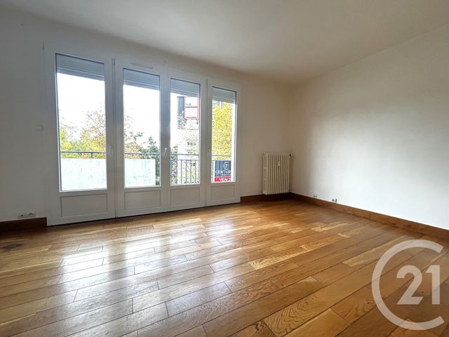 Appartement F3 à vendre - 3 pièces - 66.08 m2 - ST LO - 50 - BASSE-NORMANDIE - Century 21 Delucimmo