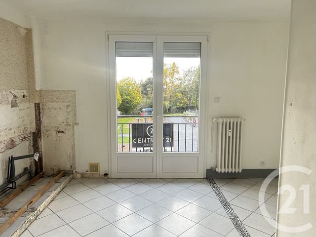 Appartement F3 à vendre - 3 pièces - 66.08 m2 - ST LO - 50 - BASSE-NORMANDIE - Century 21 Delucimmo