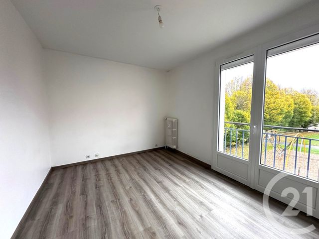 Appartement F3 à vendre - 3 pièces - 66.08 m2 - ST LO - 50 - BASSE-NORMANDIE - Century 21 Delucimmo