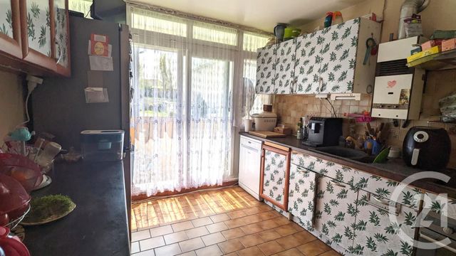Appartement F6 à vendre - 6 pièces - 98.3 m2 - ST LO - 50 - BASSE-NORMANDIE - Century 21 Delucimmo