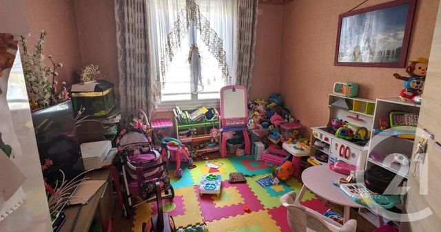 Appartement F6 à vendre - 6 pièces - 98.3 m2 - ST LO - 50 - BASSE-NORMANDIE - Century 21 Delucimmo