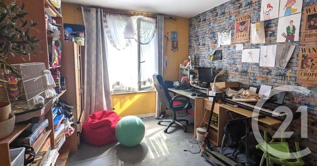 Appartement F6 à vendre - 6 pièces - 98.3 m2 - ST LO - 50 - BASSE-NORMANDIE - Century 21 Delucimmo