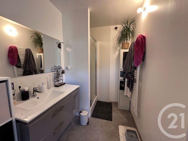 Appartement F2 à louer - 2 pièces - 52.24 m2 - ST LO - 50 - BASSE-NORMANDIE - Century 21 Delucimmo