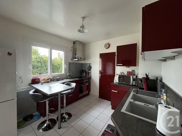 Appartement F3 à vendre - 3 pièces - 83.6 m2 - ST LO - 50 - BASSE-NORMANDIE - Century 21 Delucimmo