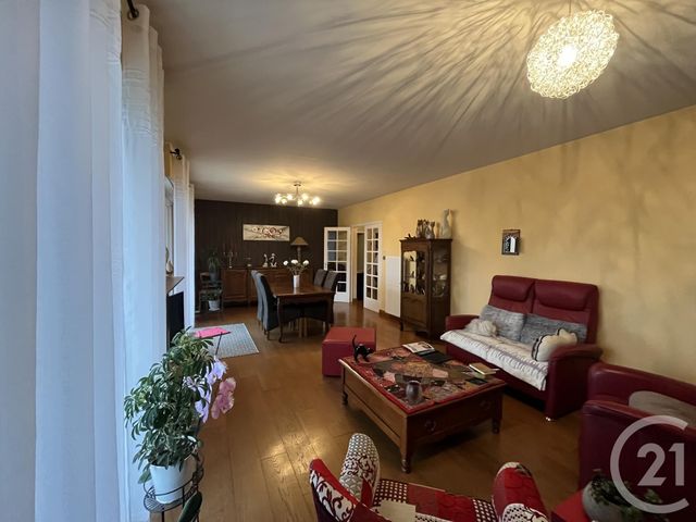 Appartement F3 à vendre - 3 pièces - 83.6 m2 - ST LO - 50 - BASSE-NORMANDIE - Century 21 Delucimmo