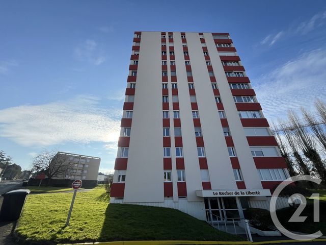 Appartement F4 à vendre - 4 pièces - 83.0 m2 - ST LO - 50 - BASSE-NORMANDIE - Century 21 Delucimmo