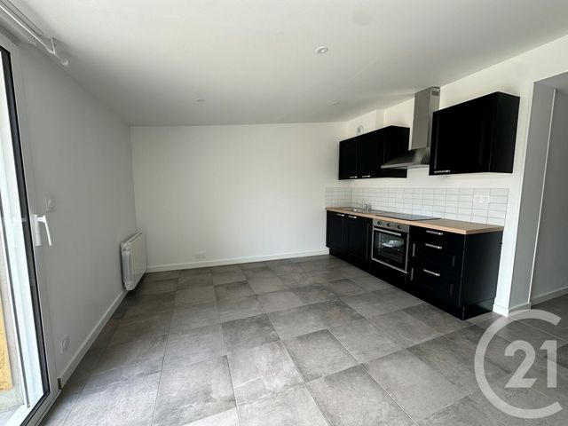Appartement F3 à louer - 3 pièces - 46.16 m2 - ST LO - 50 - BASSE-NORMANDIE - Century 21 Delucimmo