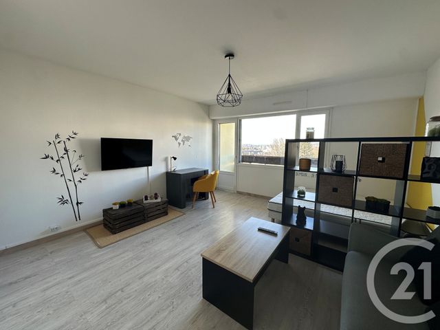Appartement F1 à louer - 1 pièce - 30.07 m2 - ST LO - 50 - BASSE-NORMANDIE - Century 21 Delucimmo