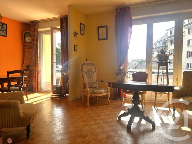 Afficher la photo en grand Appartement F2 à vendre - 3 pièces - 65.59 m2 - ST LO - 50 - BASSE-NORMANDIE - Century 21 Delucimmo