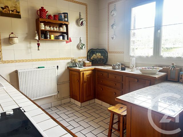 Afficher la photo en grand Appartement F2 à vendre - 3 pièces - 65.59 m2 - ST LO - 50 - BASSE-NORMANDIE - Century 21 Delucimmo