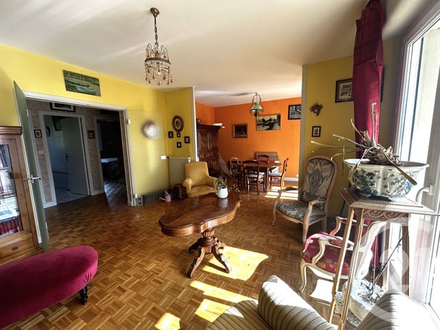 Afficher la photo en grand Appartement F2 à vendre - 3 pièces - 65.59 m2 - ST LO - 50 - BASSE-NORMANDIE - Century 21 Delucimmo