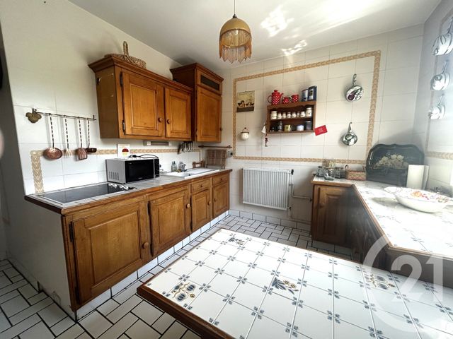 Afficher la photo en grand Appartement F2 à vendre - 3 pièces - 65.59 m2 - ST LO - 50 - BASSE-NORMANDIE - Century 21 Delucimmo