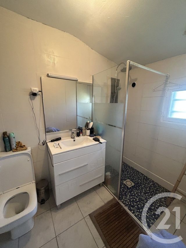 maison à vendre - 3 pièces - 70.45 m2 - ST LO - 50 - BASSE-NORMANDIE - Century 21 Delucimmo