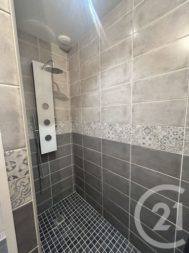 Afficher la photo en grand maison à vendre - 5 pièces - 154.23 m2 - MARIGNY LE LOZON - 50 - BASSE-NORMANDIE - Century 21 Delucimmo