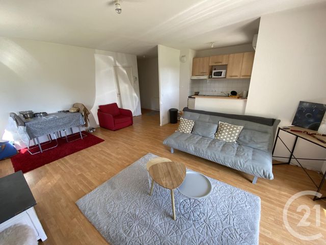 Appartement T3 à louer - 3 pièces - 56.03 m2 - ST LO - 50 - BASSE-NORMANDIE - Century 21 Delucimmo