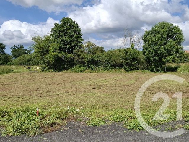 Afficher la photo en grand terrain à vendre - 667.0 m2 - ST CLAIR SUR L ELLE - 50 - BASSE-NORMANDIE - Century 21 Delucimmo