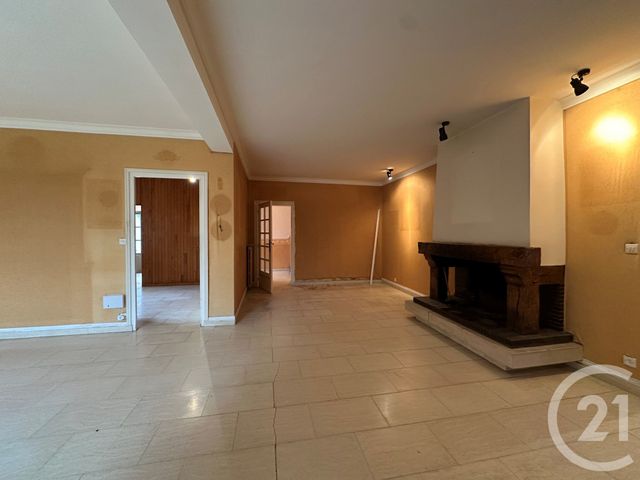 maison à vendre - 8 pièces - 227.0 m2 - ST CLAIR SUR L ELLE - 50 - BASSE-NORMANDIE - Century 21 Delucimmo