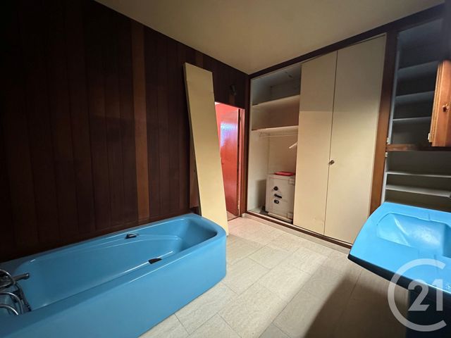 maison à vendre - 8 pièces - 227.0 m2 - ST CLAIR SUR L ELLE - 50 - BASSE-NORMANDIE - Century 21 Delucimmo