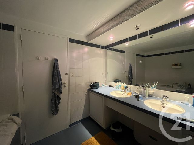 maison à vendre - 6 pièces - 231.91 m2 - ST LO - 50 - BASSE-NORMANDIE - Century 21 Delucimmo