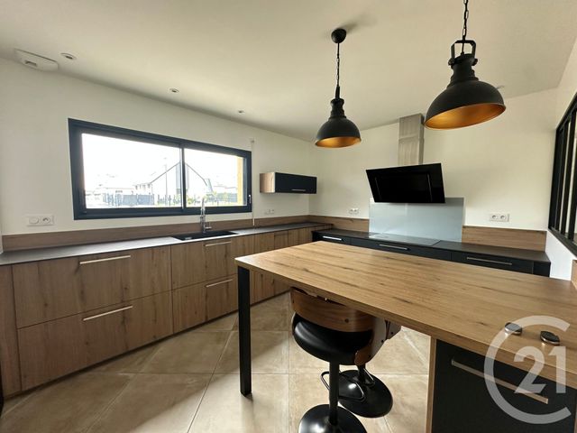 maison à vendre - 5 pièces - 133.19 m2 - ST LO - 50 - BASSE-NORMANDIE - Century 21 Delucimmo