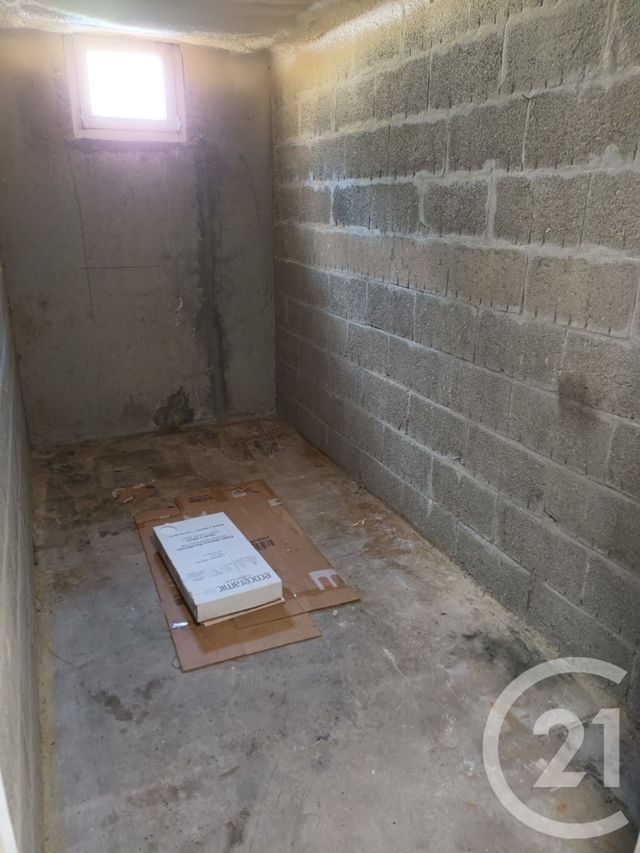 Appartement Studio à vendre - 1 pièce - 29.0 m2 - ST LO - 50 - BASSE-NORMANDIE - Century 21 Delucimmo