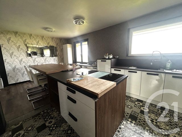maison à vendre - 7 pièces - 161.0 m2 - ST LO - 50 - BASSE-NORMANDIE - Century 21 Delucimmo