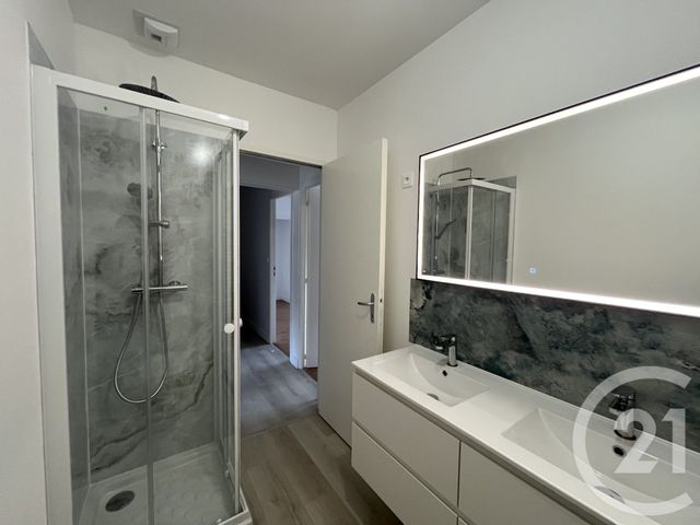 maison à vendre - 6 pièces - 123.58 m2 - ST LO - 50 - BASSE-NORMANDIE - Century 21 Delucimmo