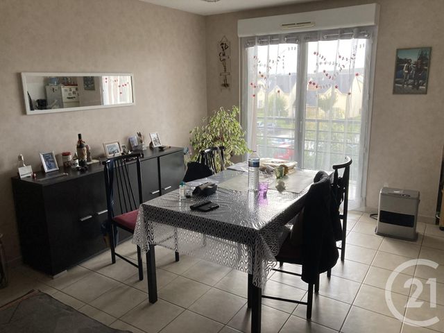 Afficher la photo en grand Appartement F2 à vendre - 3 pièces - 48.4 m2 - AGNEAUX - 50 - BASSE-NORMANDIE - Century 21 Delucimmo