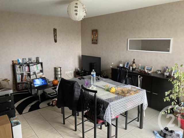 Afficher la photo en grand Appartement F2 à vendre - 3 pièces - 48.4 m2 - AGNEAUX - 50 - BASSE-NORMANDIE - Century 21 Delucimmo