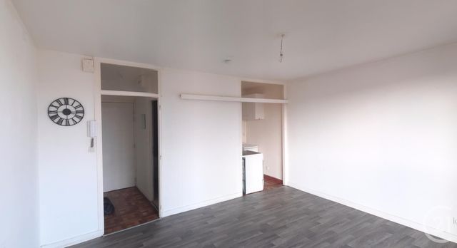 Afficher la photo en grand Appartement F1 à vendre - 1 pièce - 25.01 m2 - ST LO - 50 - BASSE-NORMANDIE - Century 21 Delucimmo