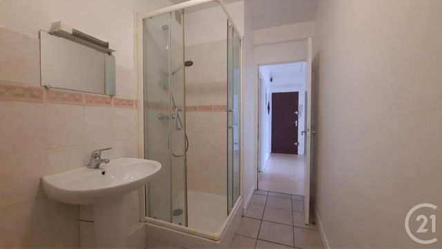 Appartement F3 à vendre - 3 pièces - 59.28 m2 - ST LO - 50 - BASSE-NORMANDIE - Century 21 Delucimmo Appartement F3 à vendre - 3 pièces - 59.28 m2 - ST LO - 50 - BASSE-NORMANDIE - Century 21 Delucimmo
